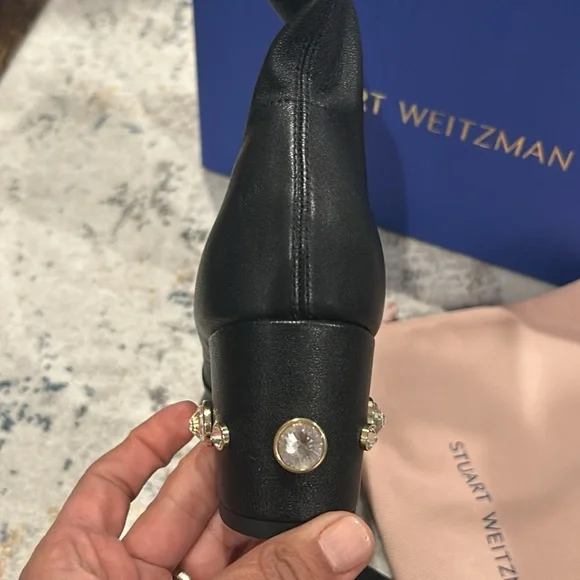 Stuart Weitzman Allshine 60 Leather Bootie in black size 7 NWT - Picture 9 of 13